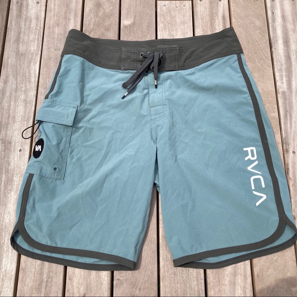 Board shorts